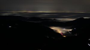 Dieses Bild zeigt eine Webcam-Aufnahme vom Achertal, aufgenommen am Mittwoch, den 21.01.2026 um 20:00 Uhr. Die Temperatur betrug 4.6°C.