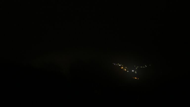Dieses Bild zeigt eine Webcam-Aufnahme vom Achertal, aufgenommen am Donnerstag, den 05.06.2025 um 02:40 Uhr. Die Temperatur betrug 9.9°C.