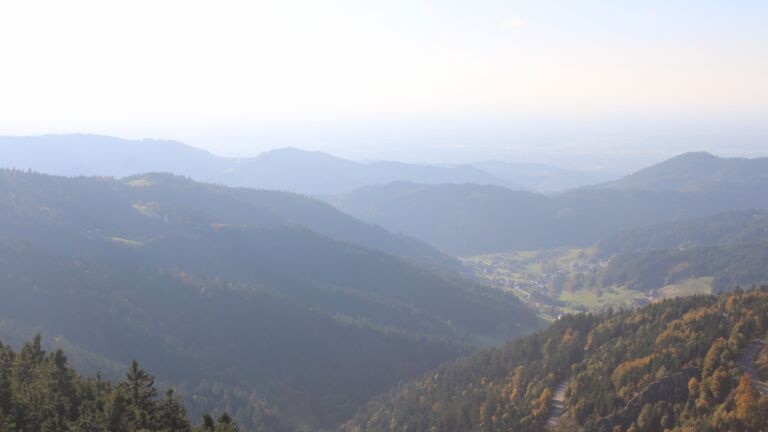 Dieses Bild zeigt eine Webcam-Aufnahme vom Achertal, aufgenommen am Samstag, den 11.10.2025 um 16:50 Uhr. Die Temperatur betrug 11.6°C.