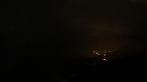 Dieses Bild zeigt eine Webcam-Aufnahme vom Achertal, aufgenommen am Freitag, den 21.11.2025 um 02:30 Uhr. Die Temperatur betrug -4.3°C.