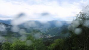 Dieses Bild zeigt eine Webcam-Aufnahme vom Achertal, aufgenommen am Mittwoch, den 20.05.2026 um 07:50 Uhr. Die Temperatur betrug 10°C.