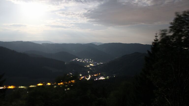 Dieses Bild zeigt eine Webcam-Aufnahme vom Achertal, aufgenommen am Dienstag, den 30.06.2026 um 03:00 Uhr. Die Temperatur betrug 19.3°C.