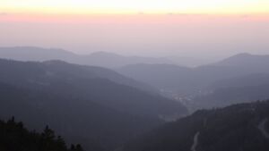 Dieses Bild zeigt eine Webcam-Aufnahme vom Achertal, aufgenommen am Mittwoch, den 18.03.2026 um 19:00 Uhr. Die Temperatur betrug 4°C.