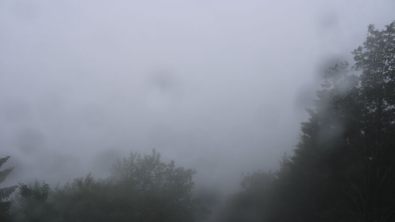 Dieses Bild zeigt eine Webcam-Aufnahme vom Achertal, aufgenommen am Freitag, den 12.06.2026 um 12:00 Uhr. Die Temperatur betrug 10.4°C.