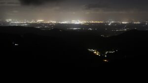 Dieses Bild zeigt eine Webcam-Aufnahme vom Achertal, aufgenommen am Dienstag, den 16.09.2025 um 01:30 Uhr. Die Temperatur betrug 9.7°C.