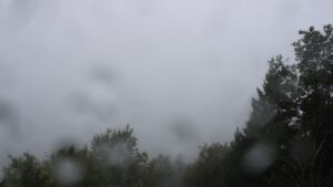 Dieses Bild zeigt eine Webcam-Aufnahme vom Achertal, aufgenommen am Donnerstag, den 08.10.2026 um 13:00 Uhr. Die Temperatur betrug 10.2°C.
