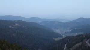 Dieses Bild zeigt eine Webcam-Aufnahme vom Achertal, aufgenommen am Freitag, den 20.03.2026 um 06:20 Uhr. Die Temperatur betrug 2.1°C.