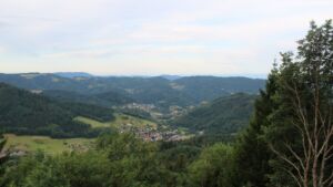 Dieses Bild zeigt eine Webcam-Aufnahme vom Achertal, aufgenommen am Freitag, den 17.07.2026 um 07:10 Uhr. Die Temperatur betrug 19°C.