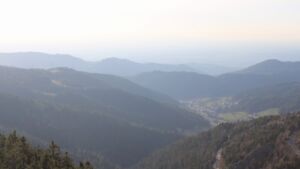 Dieses Bild zeigt eine Webcam-Aufnahme vom Achertal, aufgenommen am Dienstag, den 03.03.2026 um 16:50 Uhr. Die Temperatur betrug 9.1°C.