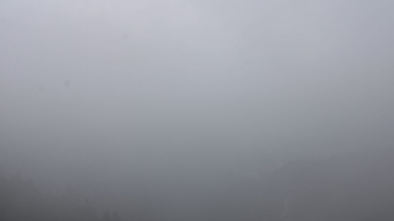 Dieses Bild zeigt eine Webcam-Aufnahme vom Achertal, aufgenommen am Dienstag, den 30.09.2025 um 14:10 Uhr. Die Temperatur betrug 9.8°C.