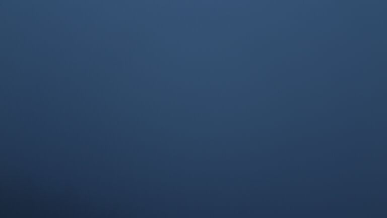 Dieses Bild zeigt eine Webcam-Aufnahme vom Achertal, aufgenommen am Freitag, den 28.11.2025 um 17:20 Uhr. Die Temperatur betrug 2.6°C.