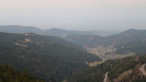 Dieses Bild zeigt eine Webcam-Aufnahme vom Achertal, aufgenommen am Samstag, den 28.02.2026 um 07:20 Uhr. Die Temperatur betrug 5.3°C.