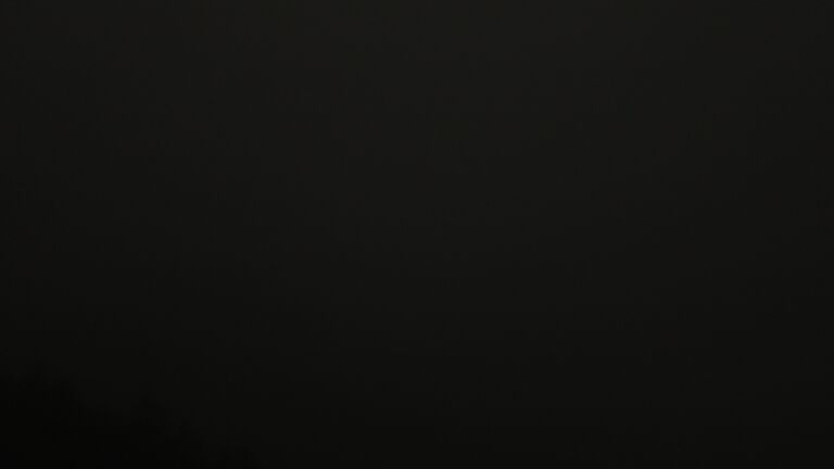 Dieses Bild zeigt eine Webcam-Aufnahme vom Achertal, aufgenommen am Samstag, den 01.11.2025 um 22:30 Uhr. Die Temperatur betrug 8.4°C.