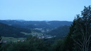 Dieses Bild zeigt eine Webcam-Aufnahme vom Achertal, aufgenommen am Samstag, den 25.07.2026 um 05:20 Uhr. Die Temperatur betrug 20°C.