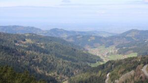 Dieses Bild zeigt eine Webcam-Aufnahme vom Achertal, aufgenommen am Donnerstag, den 16.04.2026 um 11:20 Uhr. Die Temperatur betrug 11.2°C.