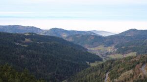 Dieses Bild zeigt eine Webcam-Aufnahme vom Achertal, aufgenommen am Mittwoch, den 03.12.2025 um 10:40 Uhr. Die Temperatur betrug 5.8°C.