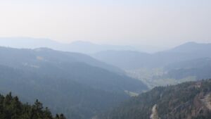 Dieses Bild zeigt eine Webcam-Aufnahme vom Achertal, aufgenommen am Sonntag, den 08.03.2026 um 14:30 Uhr. Die Temperatur betrug 11.4°C.