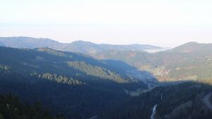 Dieses Bild zeigt eine Webcam-Aufnahme vom Achertal, aufgenommen am Donnerstag, den 26.02.2026 um 08:20 Uhr. Die Temperatur betrug 8.9°C.