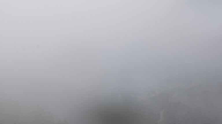 Dieses Bild zeigt eine Webcam-Aufnahme vom Achertal, aufgenommen am Montag, den 14.07.2025 um 15:30 Uhr. Die Temperatur betrug 15.5°C.