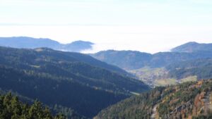 Dieses Bild zeigt eine Webcam-Aufnahme vom Achertal, aufgenommen am Freitag, den 07.11.2025 um 13:30 Uhr. Die Temperatur betrug 11.7°C.