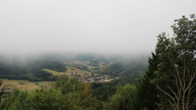 Dieses Bild zeigt eine Webcam-Aufnahme vom Achertal, aufgenommen am Donnerstag, den 20.08.2026 um 10:10 Uhr. Die Temperatur betrug 15.8°C.