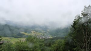 Dieses Bild zeigt eine Webcam-Aufnahme vom Achertal, aufgenommen am Mittwoch, den 10.06.2026 um 16:10 Uhr. Die Temperatur betrug 8.8°C.