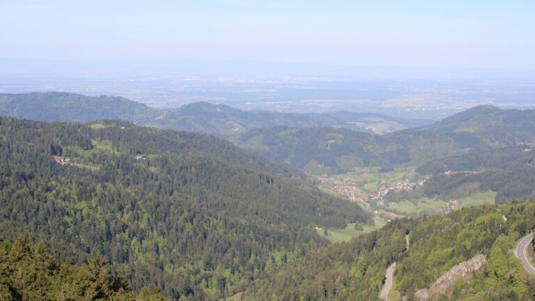 Dieses Bild zeigt eine Webcam-Aufnahme vom Achertal, aufgenommen am Mittwoch, den 29.04.2026 um 09:40 Uhr. Die Temperatur betrug 8.6°C.