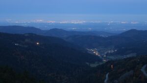 Dieses Bild zeigt eine Webcam-Aufnahme vom Achertal, aufgenommen am Sonntag, den 19.10.2025 um 07:20 Uhr. Die Temperatur betrug 7.8°C.