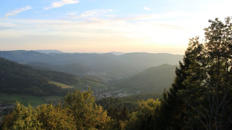 Dieses Bild zeigt eine Webcam-Aufnahme vom Achertal, aufgenommen am Samstag, den 03.10.2026 um 18:40 Uhr. Die Temperatur betrug 20.7°C.