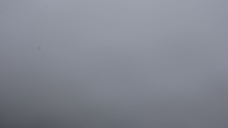 Dieses Bild zeigt eine Webcam-Aufnahme vom Achertal, aufgenommen am Mittwoch, den 30.07.2025 um 12:20 Uhr. Die Temperatur betrug 9.6°C.