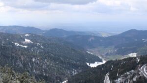 Dieses Bild zeigt eine Webcam-Aufnahme vom Achertal, aufgenommen am Sonntag, den 29.03.2026 um 15:00 Uhr. Die Temperatur betrug 3.4°C.