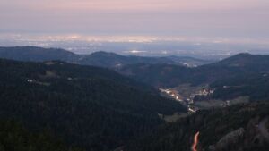 Dieses Bild zeigt eine Webcam-Aufnahme vom Achertal, aufgenommen am Mittwoch, den 03.12.2025 um 07:20 Uhr. Die Temperatur betrug 4.4°C.