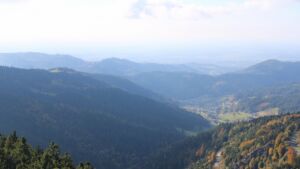 Dieses Bild zeigt eine Webcam-Aufnahme vom Achertal, aufgenommen am Dienstag, den 14.10.2025 um 15:40 Uhr. Die Temperatur betrug 11°C.