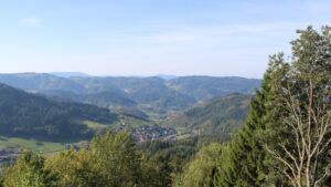 Dieses Bild zeigt eine Webcam-Aufnahme vom Achertal, aufgenommen am Montag, den 28.09.2026 um 10:40 Uhr. Die Temperatur betrug 25.5°C.