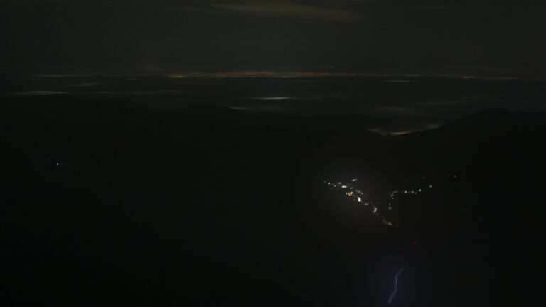 Dieses Bild zeigt eine Webcam-Aufnahme vom Achertal, aufgenommen am Mittwoch, den 01.10.2025 um 05:40 Uhr. Die Temperatur betrug 4.5°C.