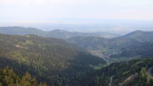 Dieses Bild zeigt eine Webcam-Aufnahme vom Achertal, aufgenommen am Dienstag, den 28.04.2026 um 07:20 Uhr. Die Temperatur betrug 9.6°C.