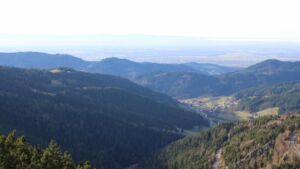 Dieses Bild zeigt eine Webcam-Aufnahme vom Achertal, aufgenommen am Dienstag, den 09.12.2025 um 14:20 Uhr. Die Temperatur betrug 11°C.