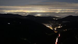 Dieses Bild zeigt eine Webcam-Aufnahme vom Achertal, aufgenommen am Donnerstag, den 11.12.2025 um 06:30 Uhr. Die Temperatur betrug 6.2°C.