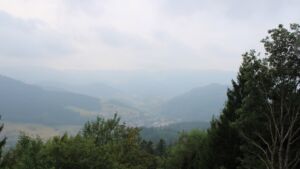 Dieses Bild zeigt eine Webcam-Aufnahme vom Achertal, aufgenommen am Montag, den 17.08.2026 um 12:00 Uhr. Die Temperatur betrug 17.2°C.
