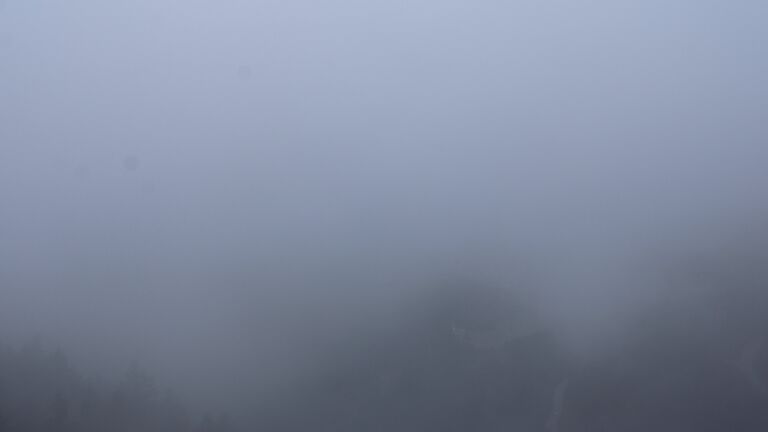 Dieses Bild zeigt eine Webcam-Aufnahme vom Achertal, aufgenommen am Dienstag, den 17.03.2026 um 08:50 Uhr. Die Temperatur betrug 2°C.