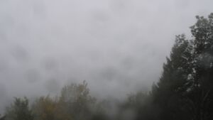 Dieses Bild zeigt eine Webcam-Aufnahme vom Achertal, aufgenommen am Mittwoch, den 28.10.2026 um 08:40 Uhr. Die Temperatur betrug 7.4°C.