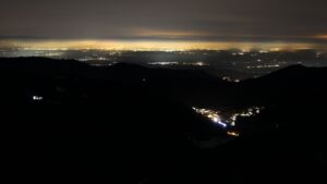 Dieses Bild zeigt eine Webcam-Aufnahme vom Achertal, aufgenommen am Sonntag, den 23.11.2025 um 06:10 Uhr. Die Temperatur betrug -3.9°C.