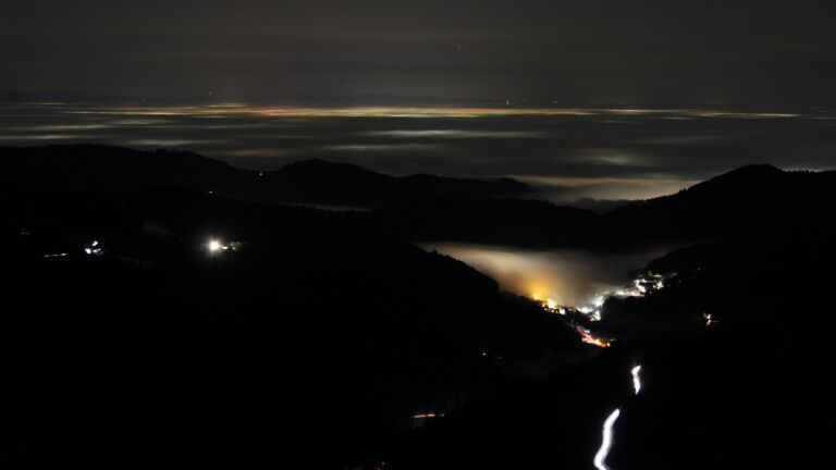 Dieses Bild zeigt eine Webcam-Aufnahme vom Achertal, aufgenommen am Mittwoch, den 21.01.2026 um 06:20 Uhr. Die Temperatur betrug 5.5°C.