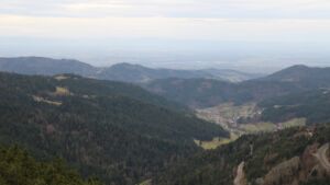 Dieses Bild zeigt eine Webcam-Aufnahme vom Achertal, aufgenommen am Freitag, den 19.12.2025 um 09:40 Uhr. Die Temperatur betrug 7.1°C.