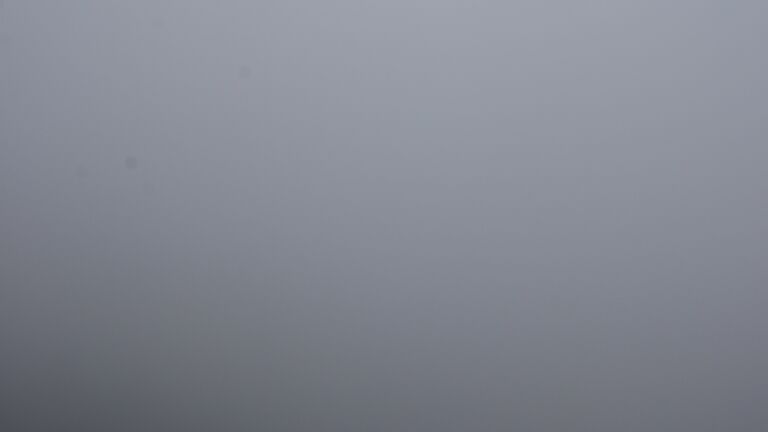 Dieses Bild zeigt eine Webcam-Aufnahme vom Achertal, aufgenommen am Dienstag, den 23.09.2025 um 14:00 Uhr. Die Temperatur betrug 5.2°C.