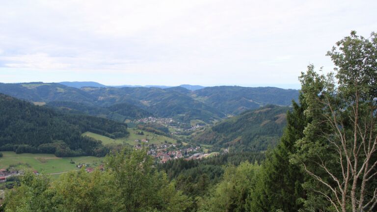 Dieses Bild zeigt eine Webcam-Aufnahme vom Achertal, aufgenommen am Sonntag, den 13.09.2026 um 10:40 Uhr. Die Temperatur betrug 18°C.