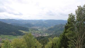 Dieses Bild zeigt eine Webcam-Aufnahme vom Achertal, aufgenommen am Freitag, den 09.10.2026 um 13:40 Uhr. Die Temperatur betrug 10.5°C.
