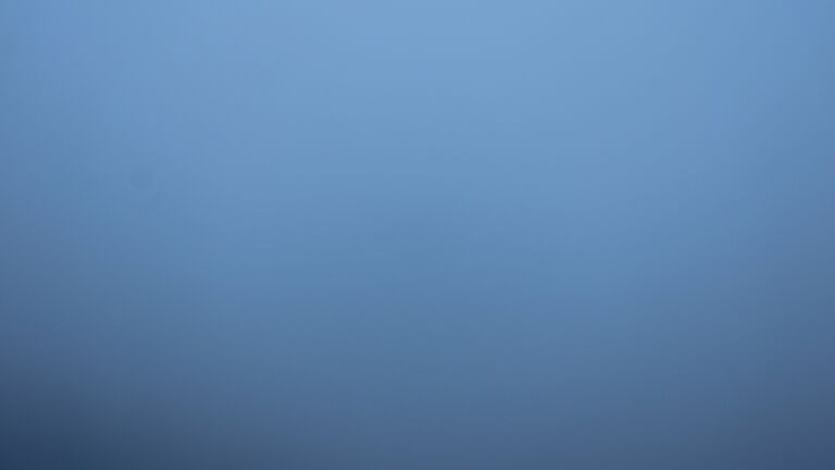 Dieses Bild zeigt eine Webcam-Aufnahme vom Achertal, aufgenommen am Sonntag, den 01.02.2026 um 08:20 Uhr. Die Temperatur betrug 2.4°C.