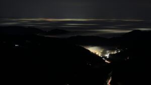 Dieses Bild zeigt eine Webcam-Aufnahme vom Achertal, aufgenommen am Dienstag, den 20.01.2026 um 19:40 Uhr. Die Temperatur betrug 5.9°C.