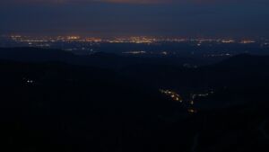 Dieses Bild zeigt eine Webcam-Aufnahme vom Achertal, aufgenommen am Sonntag, den 19.04.2026 um 05:40 Uhr. Die Temperatur betrug 10.2°C.